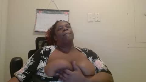 robertswhitney52 online show from 19, 12, 2025