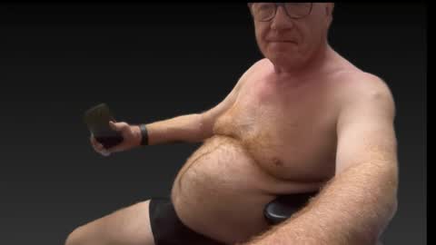 Snapshot of roberttherabbit chatting on 15, 12, 2025 RobertTheRabbit online show from 15, 12, 2025