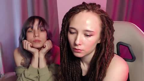 Snapshot of robin_yours chatting on 23, 4, 2026 Robin your online show from 23, 4, 2026