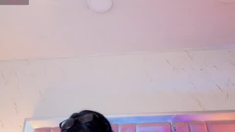 Snapshot of robinbennett chatting on 18, 4, 2026 robin D online show from 18, 4, 2026