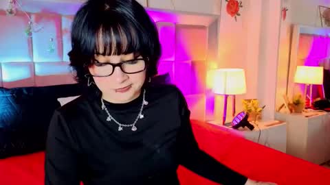 Snapshot of robinbennett chatting on 6, 5, 2026 robin D online show from 6, 5, 2026