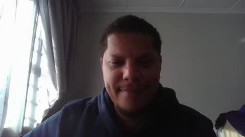 Snapshot of robinidessundercover34 chatting on 18, 6, 2026 robinidessundercover34 online show from 18, 6, 2026