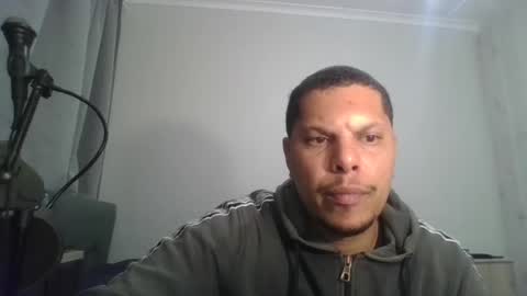 Snapshot of robinidessundercover34 chatting on 5, 7, 2026 robinidessundercover34 online show from 5, 7, 2026