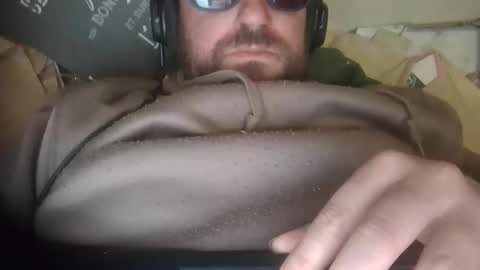 Snapshot of robinouhot chatting on 23, 3, 2026 robinouhot online show from 23, 3, 2026