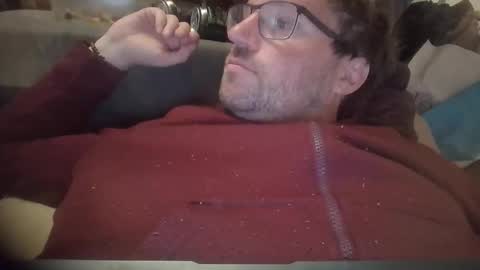 Snapshot of robinouhot chatting on 13, 4, 2026 robinouhot online show from 13, 4, 2026