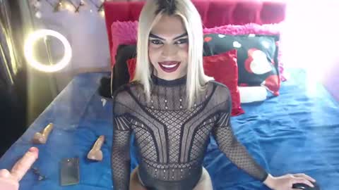 Snapshot of robinsonbaker chatting on 11, 6, 2026 Margot Ferrer online show from 11, 6, 2026