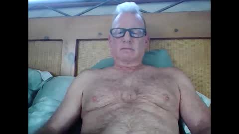 Snapshot of robo0000 chatting on 6, 10, 2025 robo0000 online show from 6, 10, 2025
