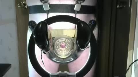 Snapshot of robodickmilker chatting on 17, 12, 2024 Robodickmilker online show from 17, 12, 2024