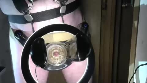 Snapshot of robodickmilker chatting on 18, 1, 2025 Robodickmilker online show from 18, 1, 2025