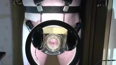 Snapshot of robodickmilker chatting on 28, 1, 2025 Robodickmilker online show from 28, 1, 2025