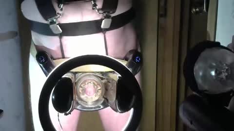 Snapshot of robodickmilker chatting on 16, 2, 2025 Robodickmilker online show from 16, 2, 2025