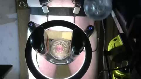 Snapshot of robodickmilker chatting on 18, 2, 2025 Robodickmilker online show from 18, 2, 2025