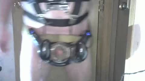 Snapshot of robodickmilker chatting on 24, 2, 2025 Robodickmilker online show from 24, 2, 2025