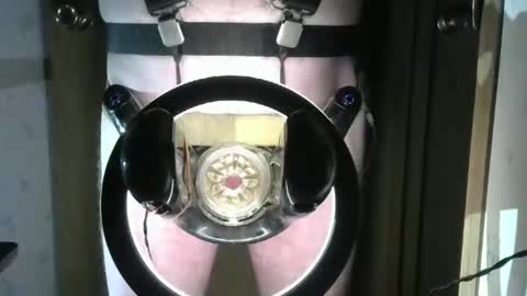 Snapshot of robodickmilker chatting on 8, 3, 2025 Robodickmilker online show from 8, 3, 2025