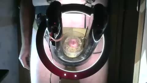 Snapshot of robodickmilker chatting on 9, 9, 2025 Robodickmilker online show from 9, 9, 2025