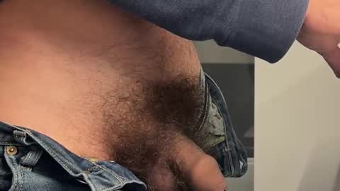 Snapshot of robwhites_uk chatting on 5, 2, 2026 Rob online show from 5, 2, 2026