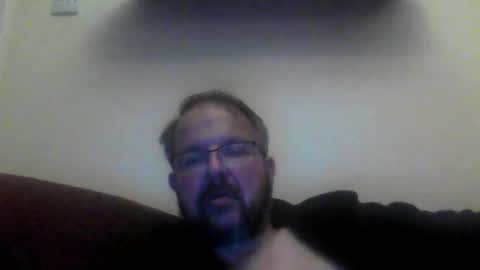 Snapshot of robxx32 chatting on 28, 11, 2025 robxx32 online show from 28, 11, 2025