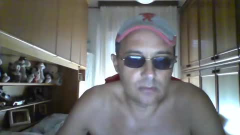 Snapshot of roby360 chatting on 14, 9, 2025 robertino online show from 14, 9, 2025