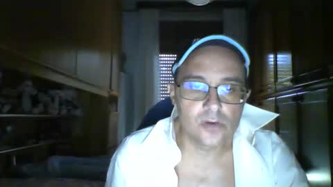 Snapshot of roby360 chatting on 5, 10, 2025 robertino online show from 5, 10, 2025