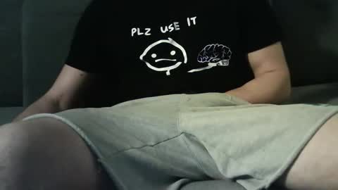 Snapshot of roccki999 chatting on 10, 11, 2025 Nick online show from 10, 11, 2025