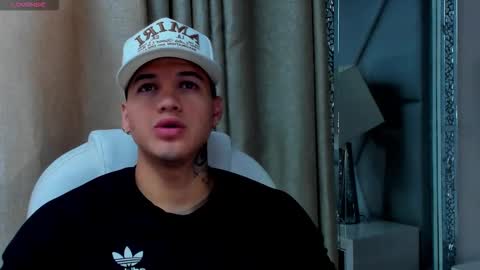 rocco_santos online show from 17, 11, 2025