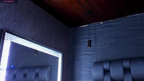 rocco_santos online show from 19, 11, 2025