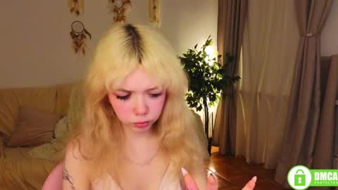 Snapshot of rochelle_dolly chatting on 21, 5, 2026 rochelle_dolly online show from 21, 5, 2026