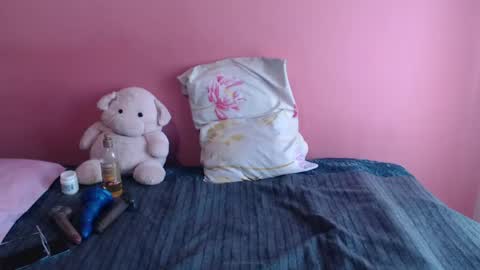 Snapshot of rochelle_xxx chatting on 22, 4, 2026 Rochelle online show from 22, 4, 2026