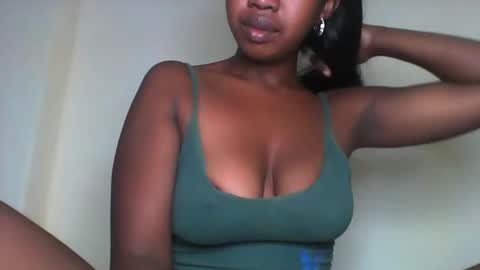 rochellinah online show from 20, 3, 2026