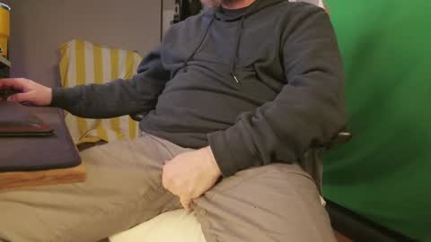Snapshot of rockarit chatting on 14, 1, 2025 Rockarit online show from 14, 1, 2025