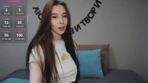 Snapshot of rocketsgirl chatting on 15, 10, 2025 rocketsgirl online show from 15, 10, 2025