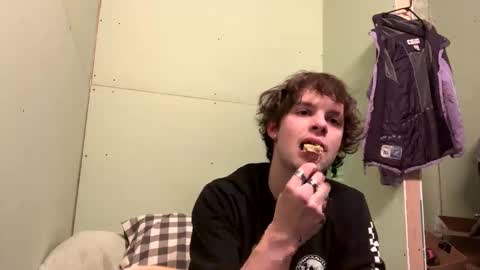 Snapshot of rockeylo99 chatting on 5, 12, 2025 rockeylo99 online show from 5, 12, 2025