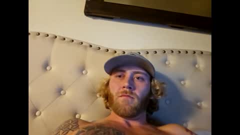 Snapshot of rockhardsurfers chatting on 11, 2, 2025 rockhardsurfers online show from 11, 2, 2025