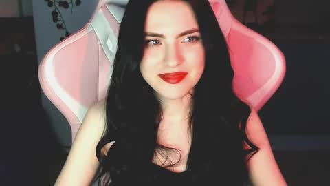 Sophie  online show from 28, 12, 2024