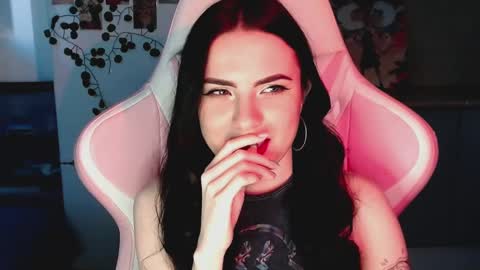 Sophie  online show from 7, 3, 2025