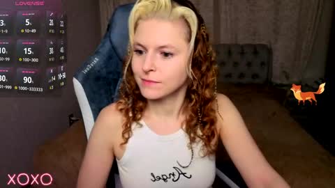 Snapshot of rocky_foxy chatting on 14, 4, 2026 Rockel online show from 14, 4, 2026