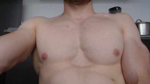 Snapshot of rocky_muscle chatting on 27, 11, 2025 rocky muscle online show from 27, 11, 2025