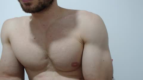 Snapshot of rocky_muscle chatting on 7, 2, 2026 rocky muscle online show from 7, 2, 2026