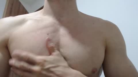 Snapshot of rocky_muscle chatting on 15, 3, 2026 rocky muscle online show from 15, 3, 2026