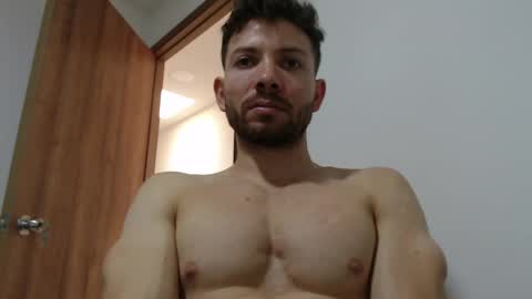 Snapshot of rocky_muscle chatting on 17, 3, 2026 rocky muscle online show from 17, 3, 2026