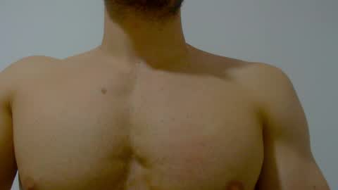 Snapshot of rocky_muscle chatting on 14, 4, 2026 rocky muscle online show from 14, 4, 2026