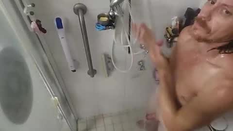 Snapshot of rod77knee chatting on 19, 4, 2026 rod77knee online show from 19, 4, 2026