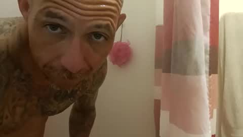 Snapshot of rodolfolucio chatting on 17, 12, 2025 rodolfolucio online show from 17, 12, 2025