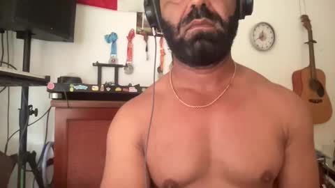 rodrigo232426 online show from 17, 4, 2026