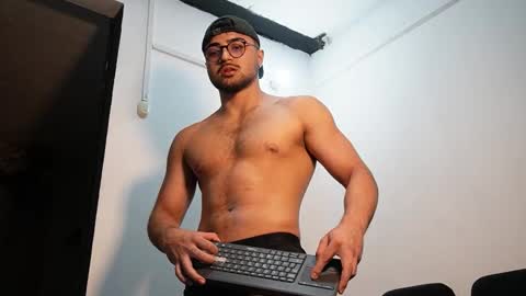 Roger Belmont online show from 7, 11, 2025