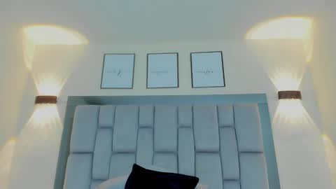 Snapshot of roger_wesley__ chatting on 15, 12, 2024 Roger Wesley online show from 15, 12, 2024