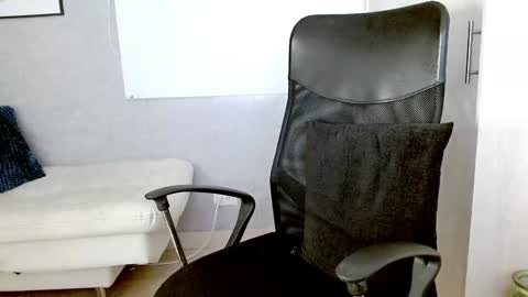 Snapshot of rogers_p chatting on 18, 12, 2024 Rogers online show from 18, 12, 2024