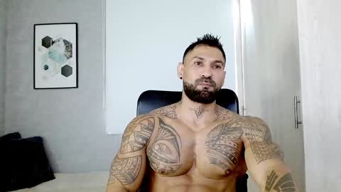 Snapshot of rogers_p chatting on 21, 12, 2024 Rogers online show from 21, 12, 2024