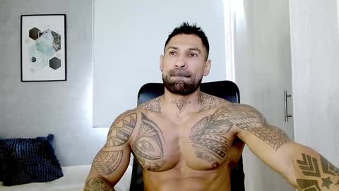 Snapshot of rogers_p chatting on 25, 12, 2024 Rogers online show from 25, 12, 2024