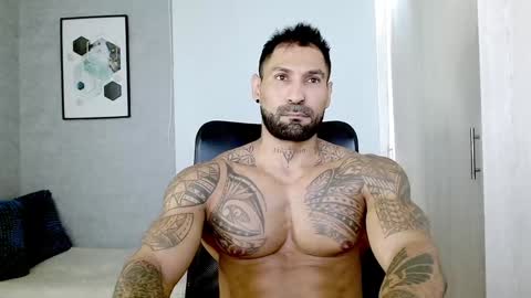 Snapshot of rogers_p chatting on 7, 1, 2025 Rogers online show from 7, 1, 2025